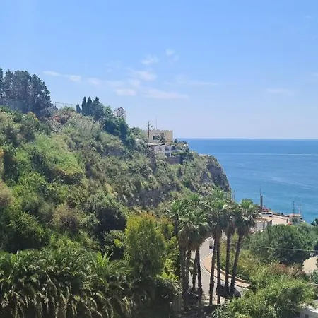 Casa Colomba Sant'angelo Апартаменты *