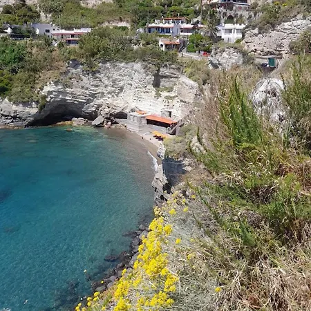 Casa Colomba Sant'angelo * Sant'Angelo (Isola d'Ischia)